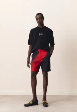 MOSCHINO TROUSERS - Shorts - Red -FJÄLLRÄVEN SHOP 87859c6959214499b6cab79d8d1a95c3